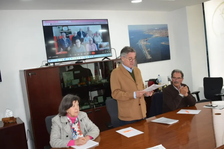 Fotografia 1 de Assembleia Geral | Sede e Delegação Norte